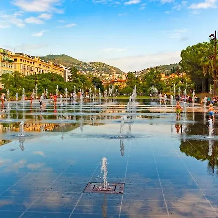 Sea - 2 Bedroom - Kitchen - Wifi - Tramway - Air Conditioner Appartamento *