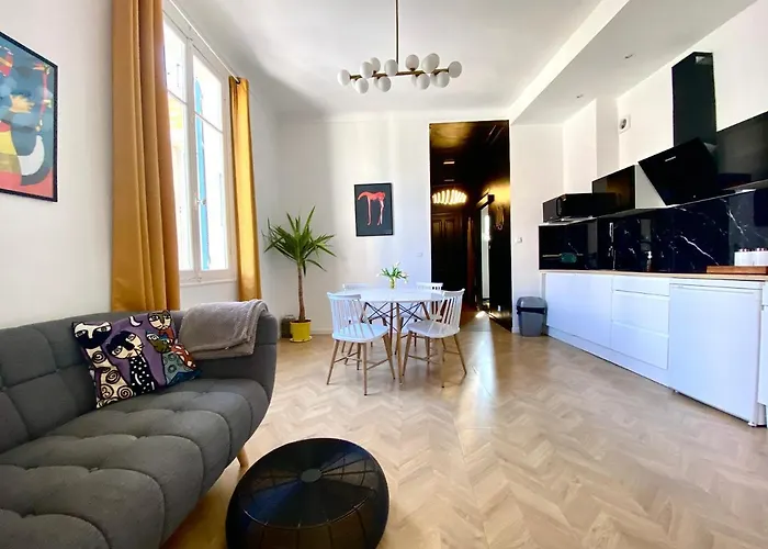 Apartment Sea - 2 Bedroom - Kitchen - Wifi - Tramway - Air Conditioner *
