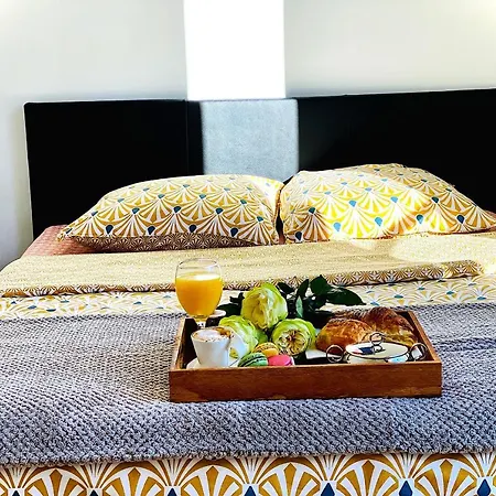 Sea - 2 Bedroom - Kitchen - Wifi - Tramway - Air Conditioner Νίκαια