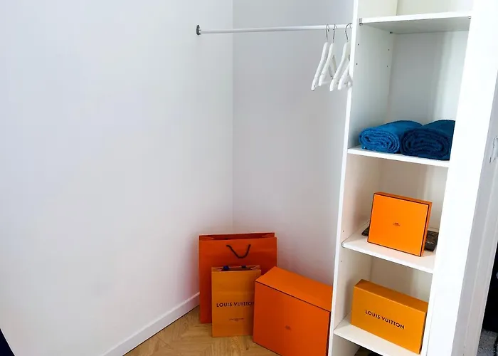 Apartmán Sea - 2 Bedroom - Kitchen - Wifi - Tramway - Air Conditioner *